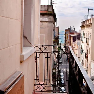 barceloneta-apartments-beach.topbarcelonahotels.com/